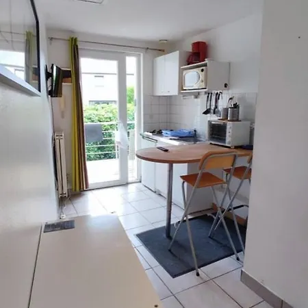 Lumineux Avec Terrasse A 200 M De La Appartement Dinard